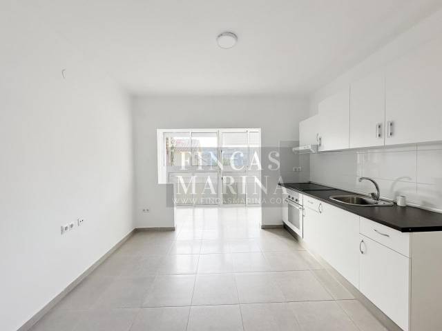 Estudio en Alquiler en Carrer 3 en Lluminetes