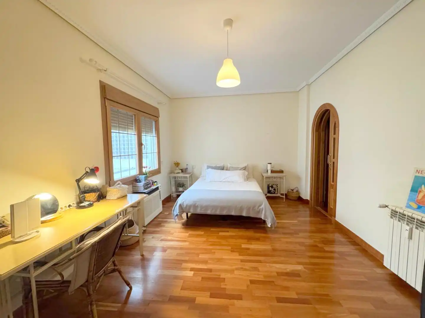 Bedroom of Flat for sale in Madrid  with Heating, Parquet flooring and Furnished
