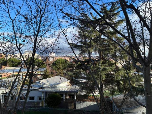 Piso en Venta en C. de los Reyes Magos, 4 en Niño Jesús