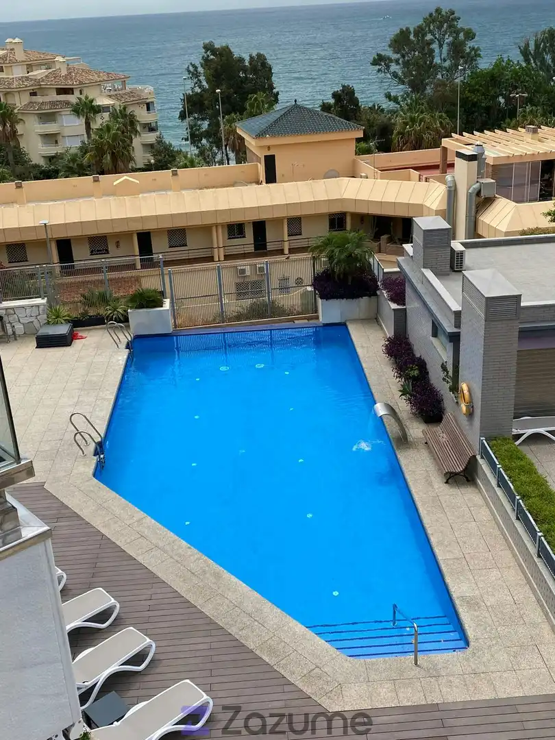 Flat for rent in C. Timón, Zona Centro Comercial Torrequebrada