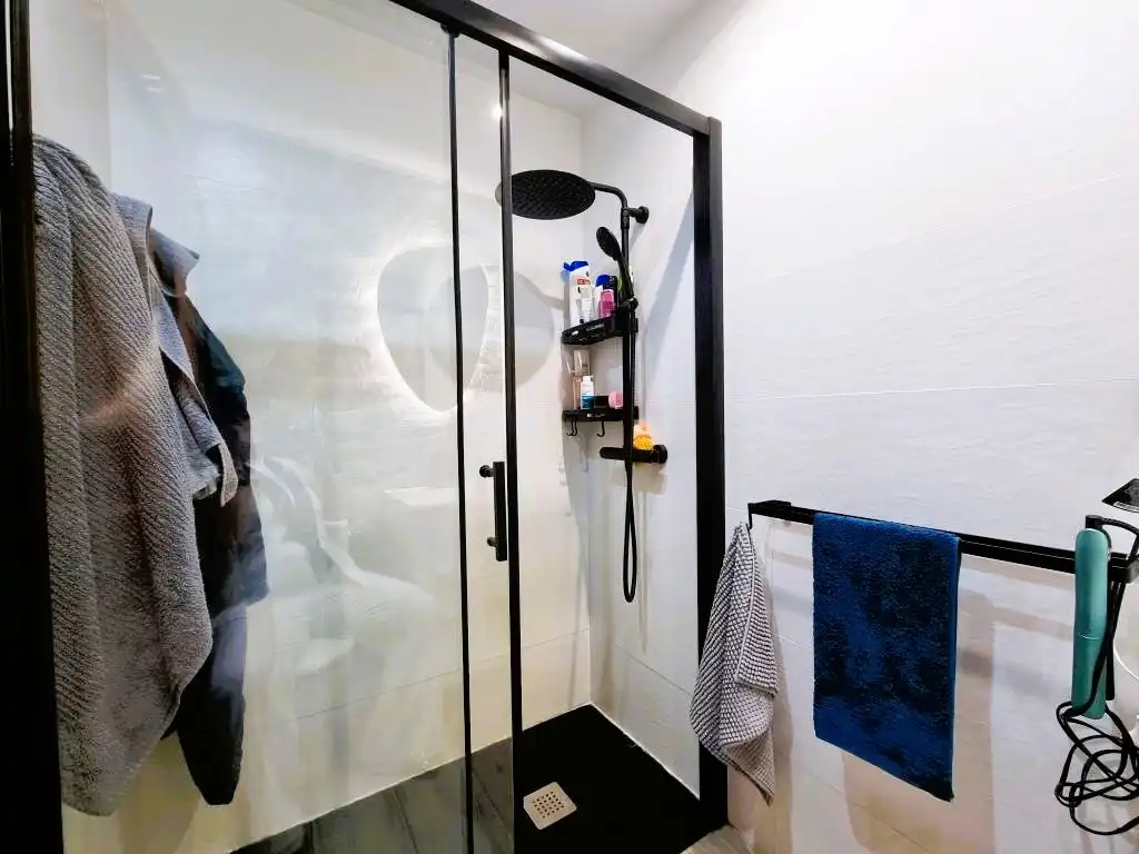 Baño de Piso en venta en Madrid con Aire acondicionado y Calefacción
