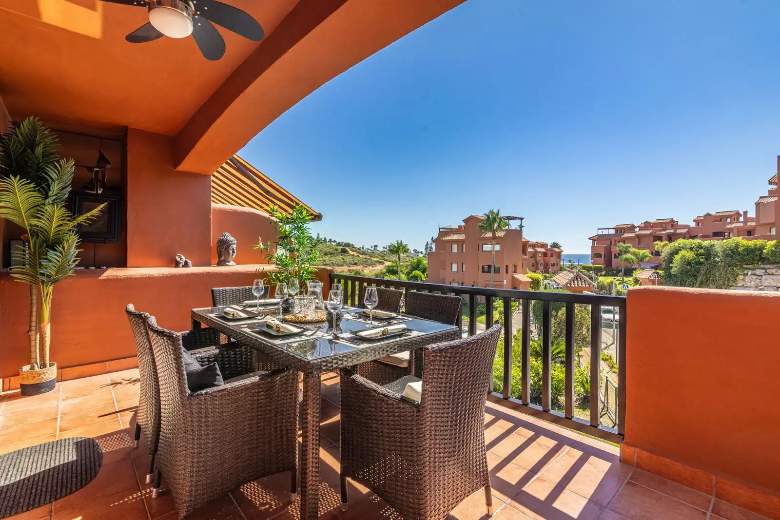 Terraza de Apartamento en venta en Dos Hermanas con Amueblado, Horno y Lavadora