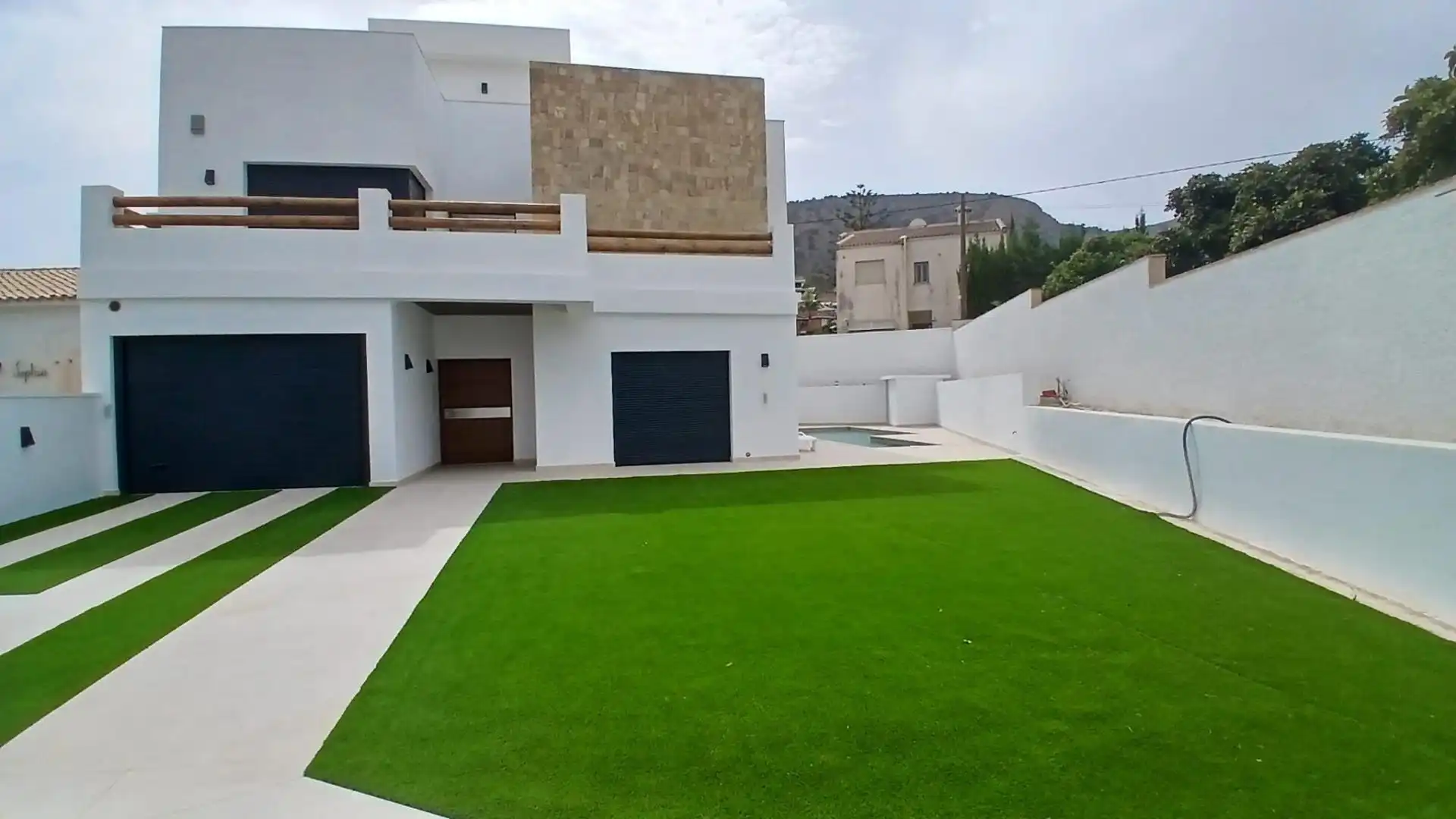 Jardí de Casa o xalet en venda en L'Alfàs del Pi amb Aire condicionat i Piscina