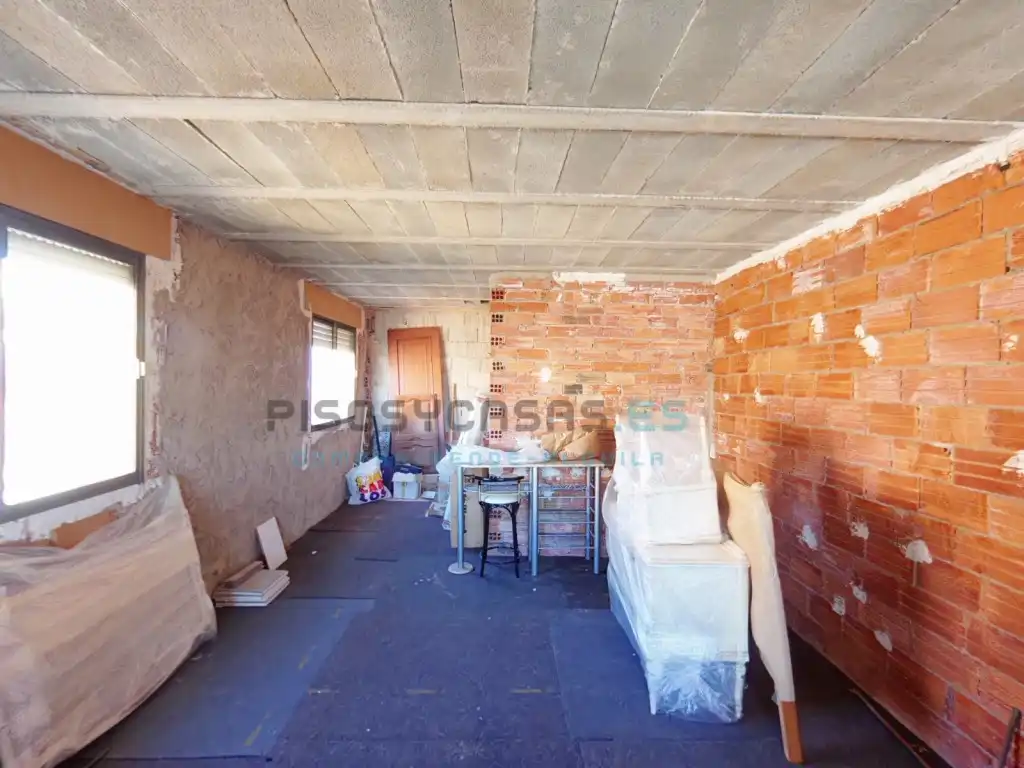 Casa con terraza en venta en Calle Democracia 4, imagen 91