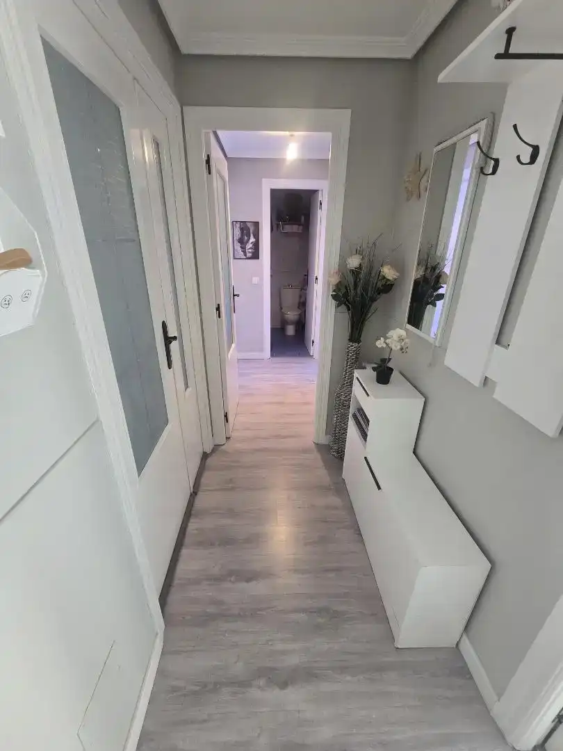 Piso para compartir en Madrid con Parquet, Piscina y Amueblado