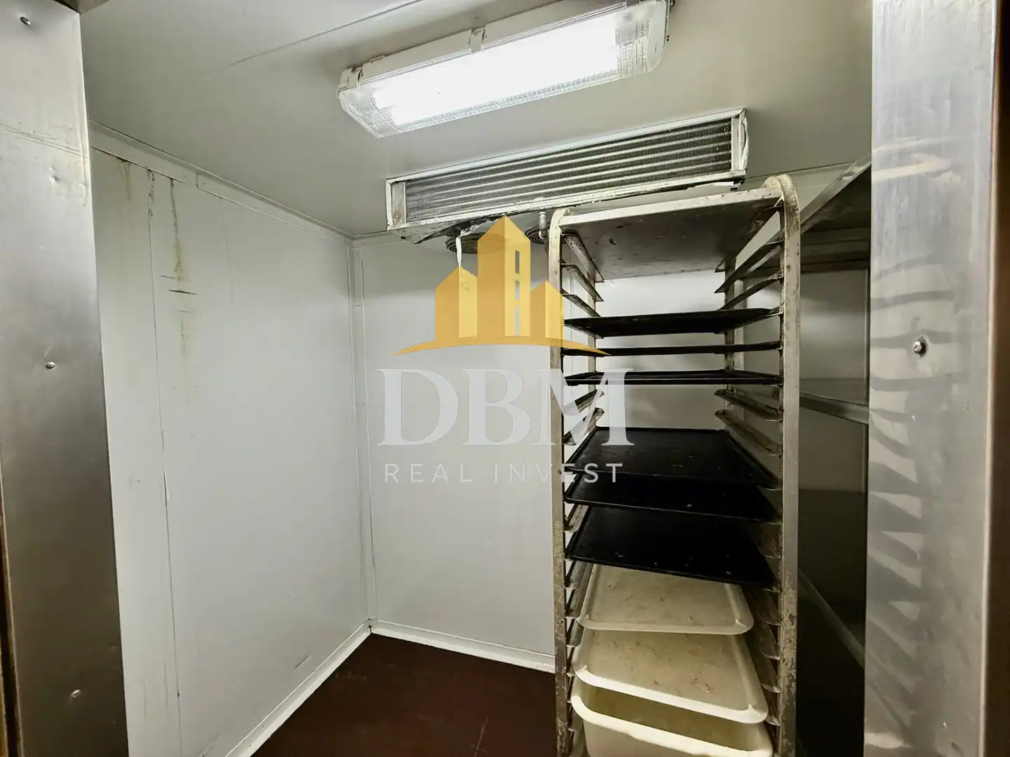 Business premises for transfer in Eixample, imagen 51