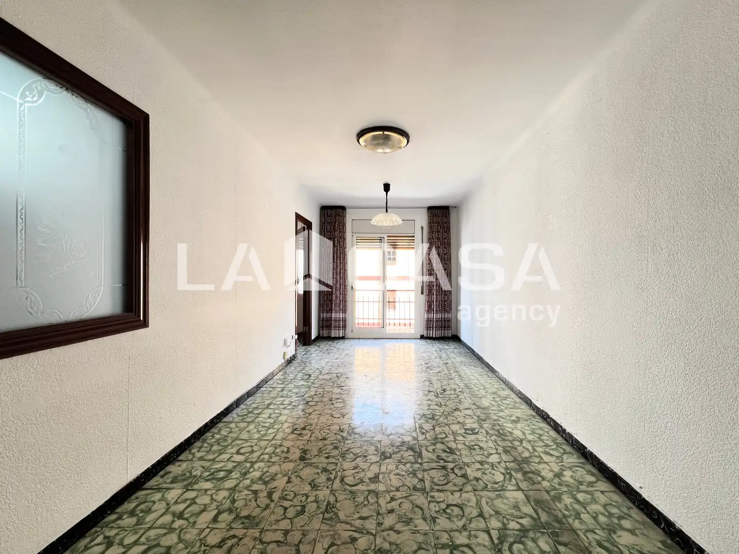 Flat for sale in Badalona  with Balcony