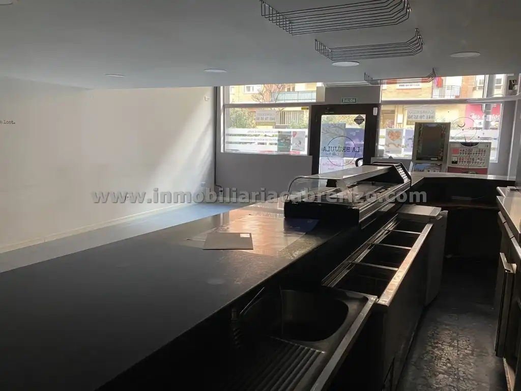 Business premises for sale in Calle Carmen Medrano, imagen 8