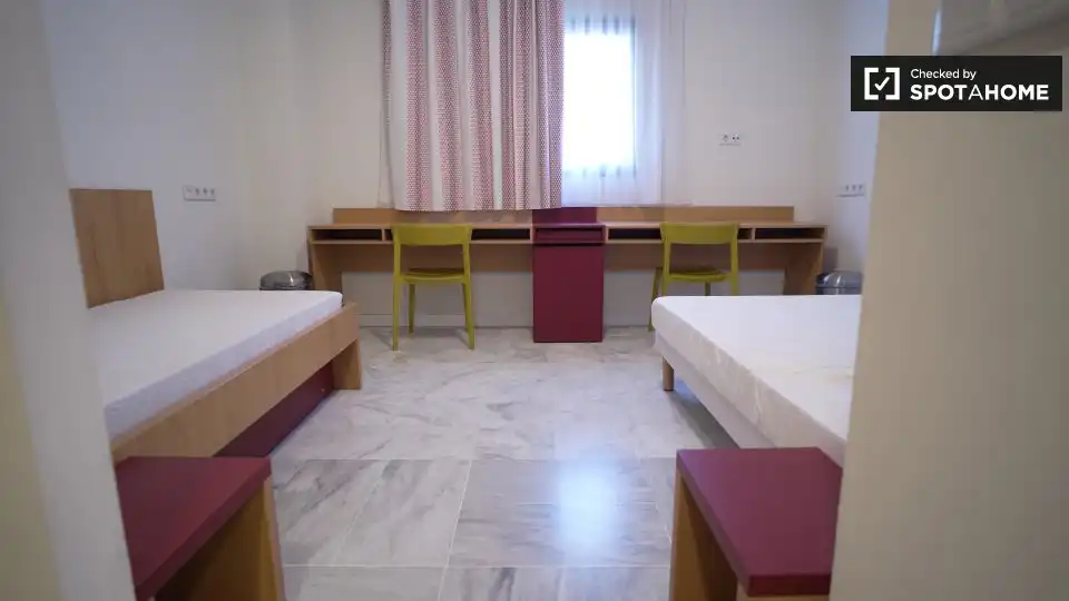 Habitació a Triana Oeste