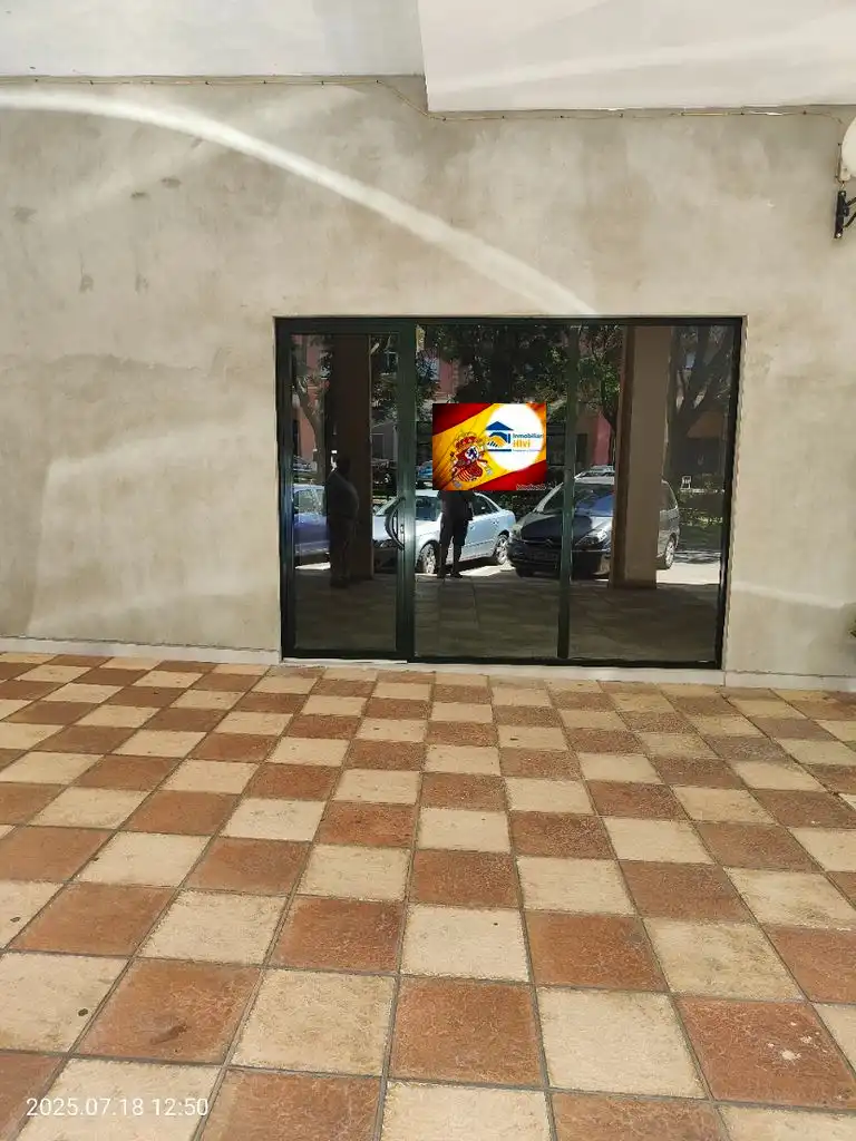 Local comercial en alquiler en Calle Miguel de Unamuno 6, imagen 8