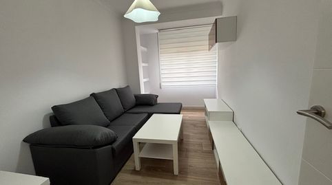 Foto 3 de Piso de alquiler en Alto del Castaño, Narón