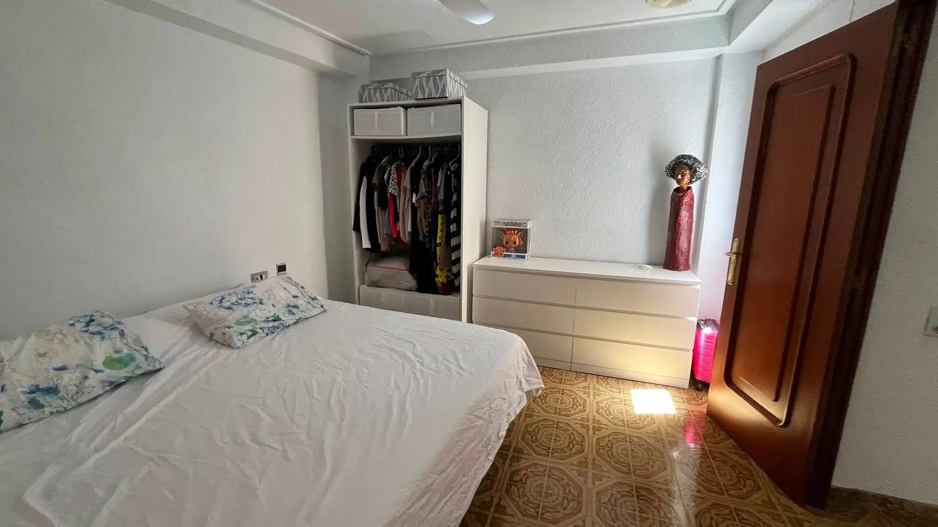 Habitación de Ático en venta en Elche / Elx con Aire acondicionado, Trastero y Balcón
