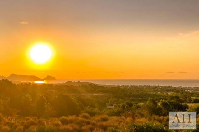 Casa-chalet en Venta en Pueblo - Urbanizaciones