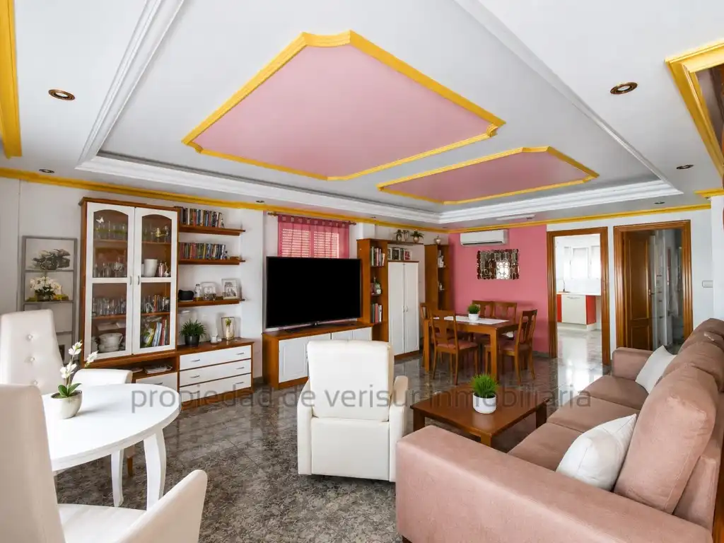 Maisonette mit Terrasse zum Verkauf in El Hornillo