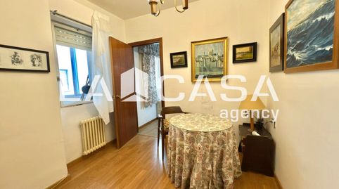 Foto 2 de Piso en venta en Los Remedios, Sevilla Capital