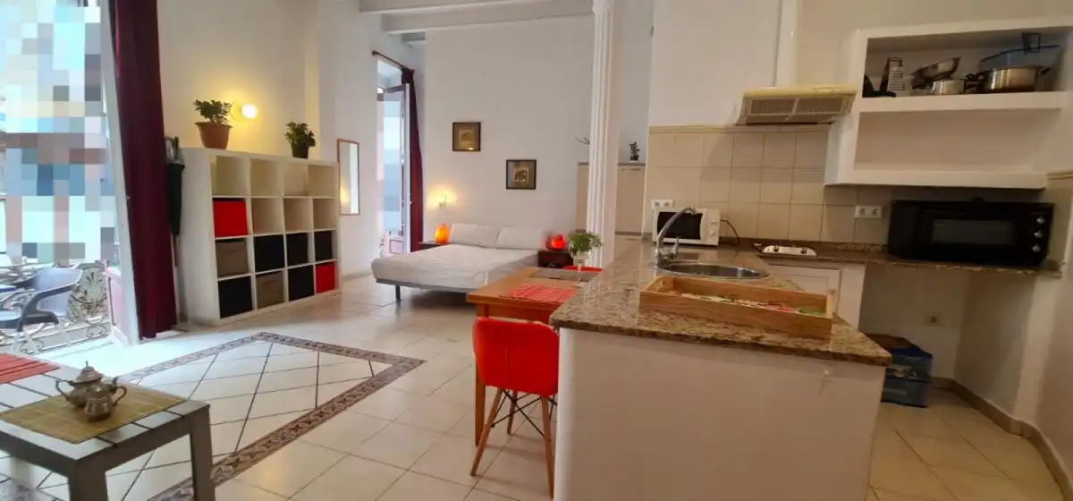 Estudio de alquiler en El Raval