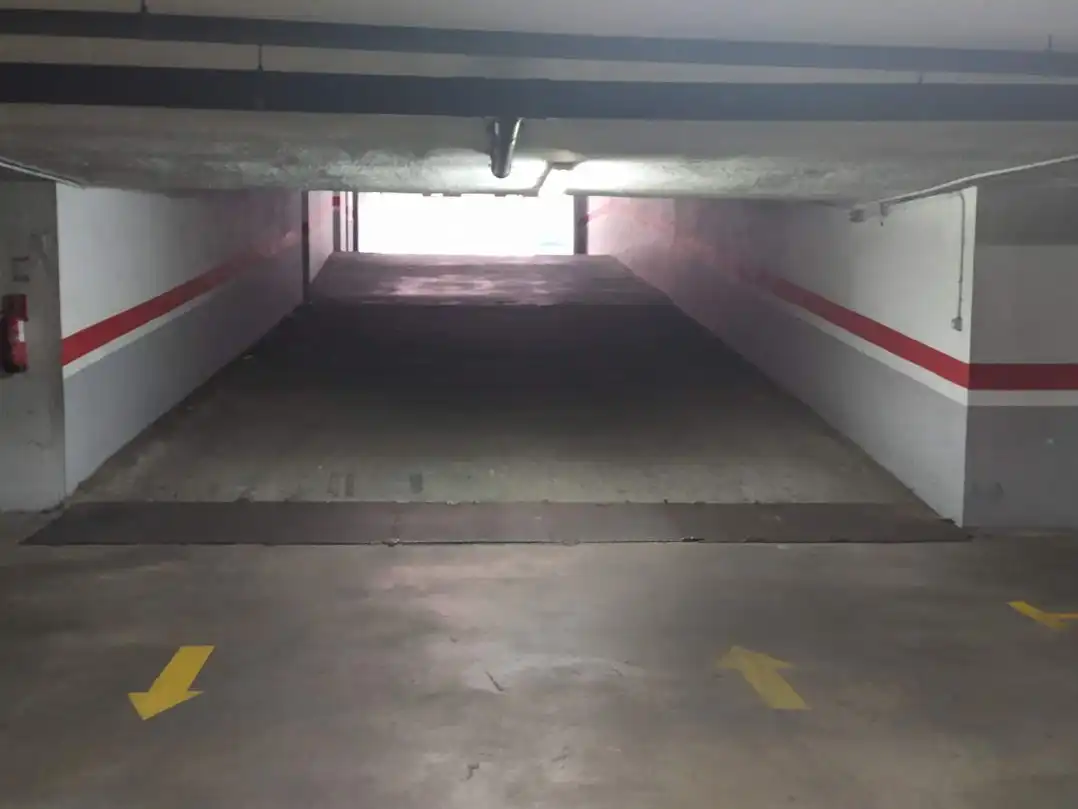 Aparcament de Garatge de lloguer en Valladolid