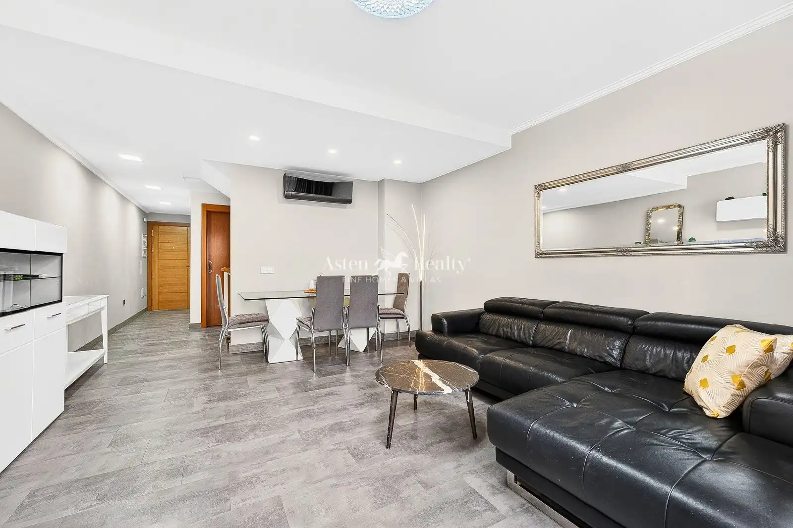 Casa a schiera con piscina in vendita a Brezo, imagen 5