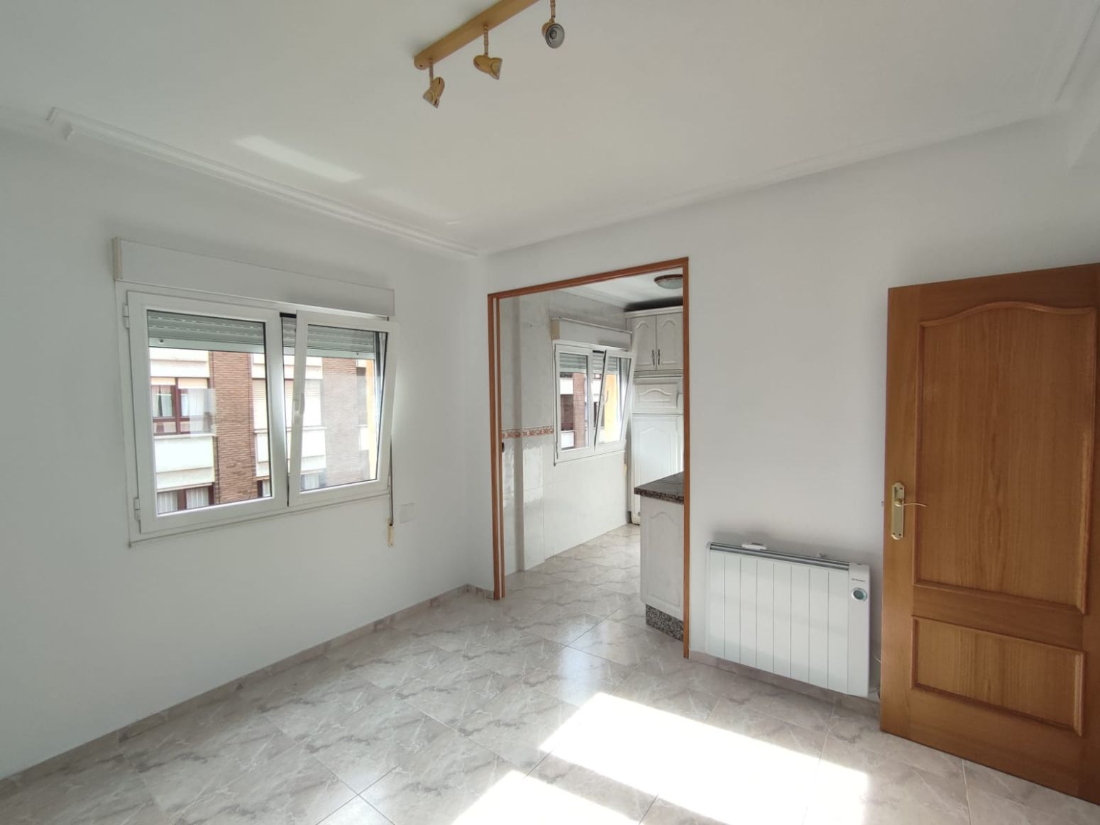 Pis de lloguer a Gijón - Calle Marques de Urquijo, La Arena, Este