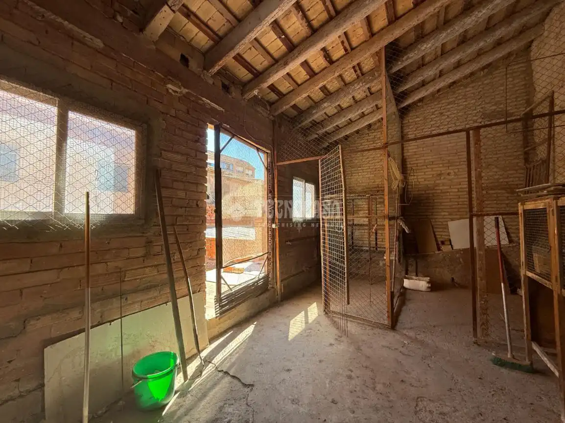 Detached homes for sale in Valencia  with Terrace and Balcony