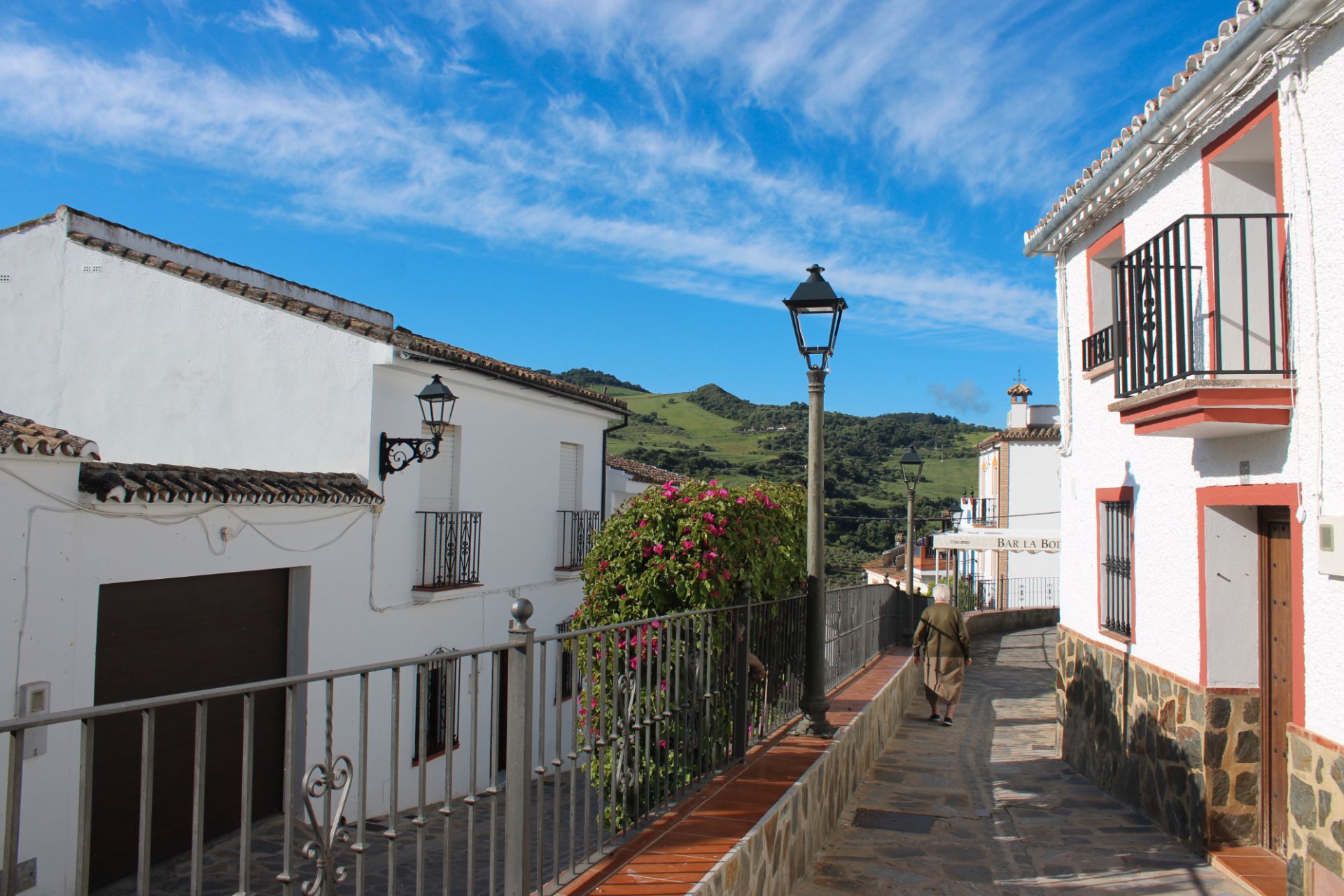 Exterior view of Single-family semi-detached for sale in Montecorto  with Air Conditioner, Heating and Terrace