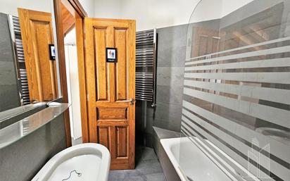 Bathroom of Flat for sale in Segovia Capital