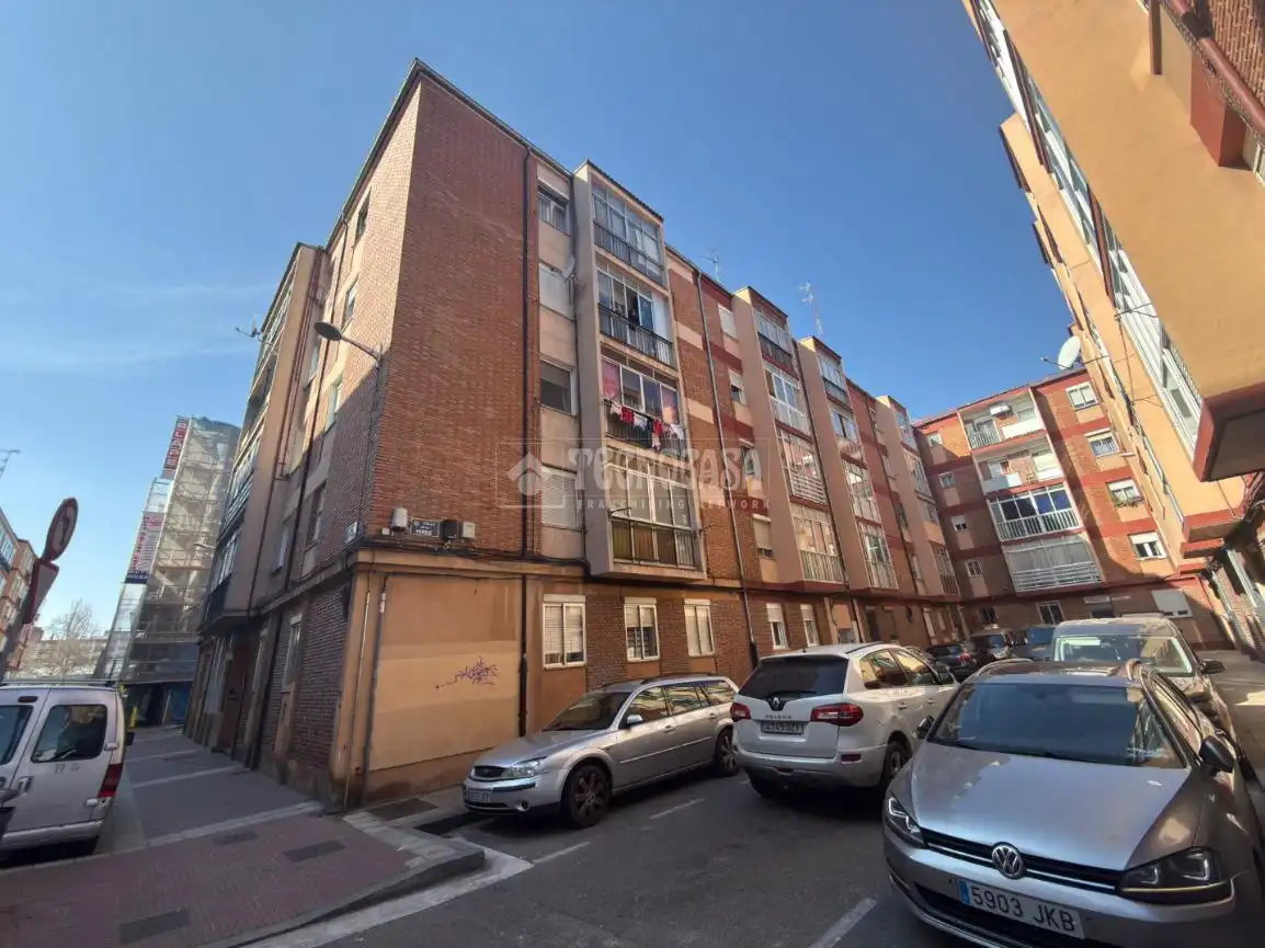Vista exterior de Pis en venda en Valladolid