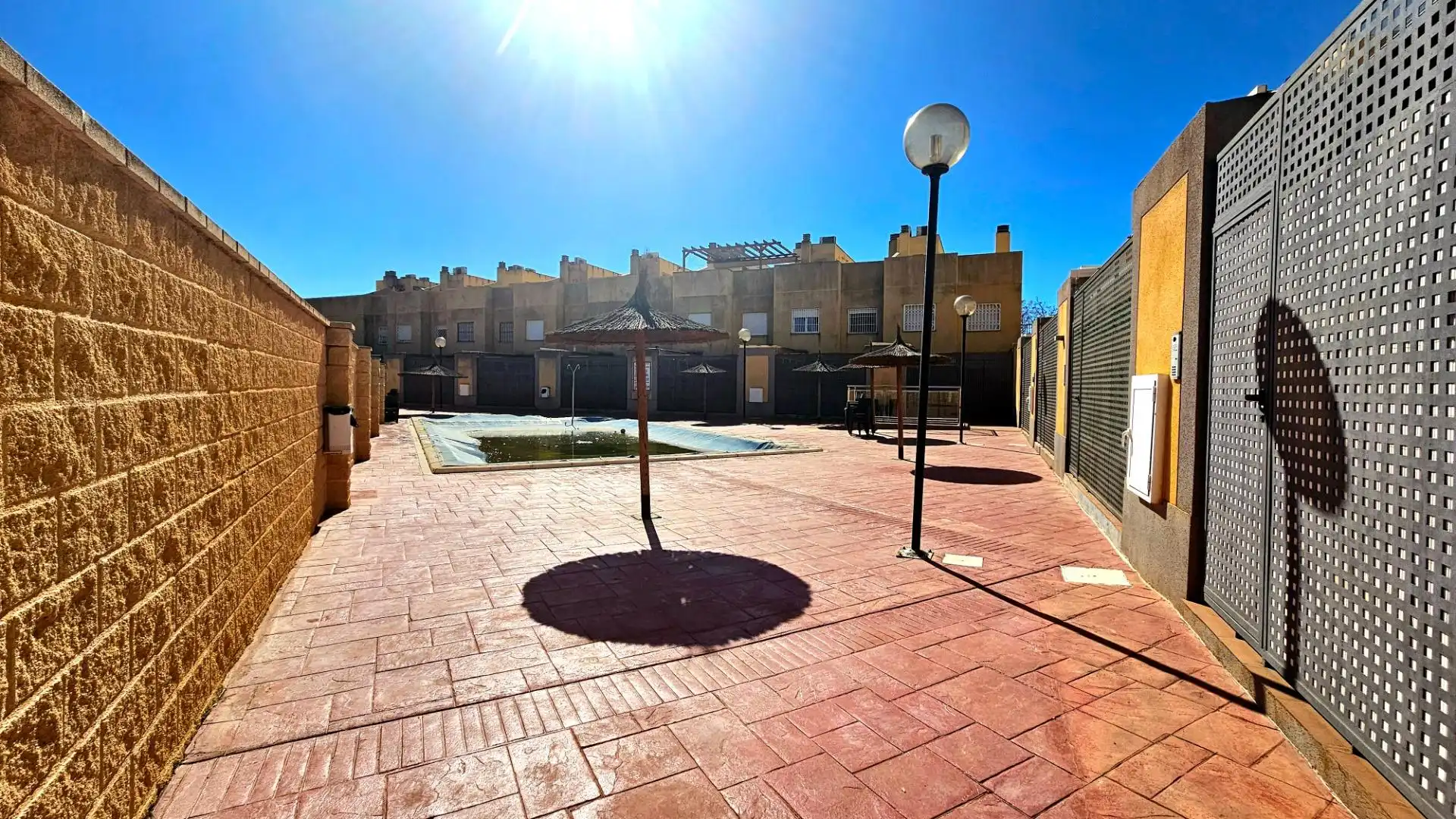 Vista exterior de Casa adosada en venta en Cartagena con Aire acondicionado, Jardín privado y Terraza