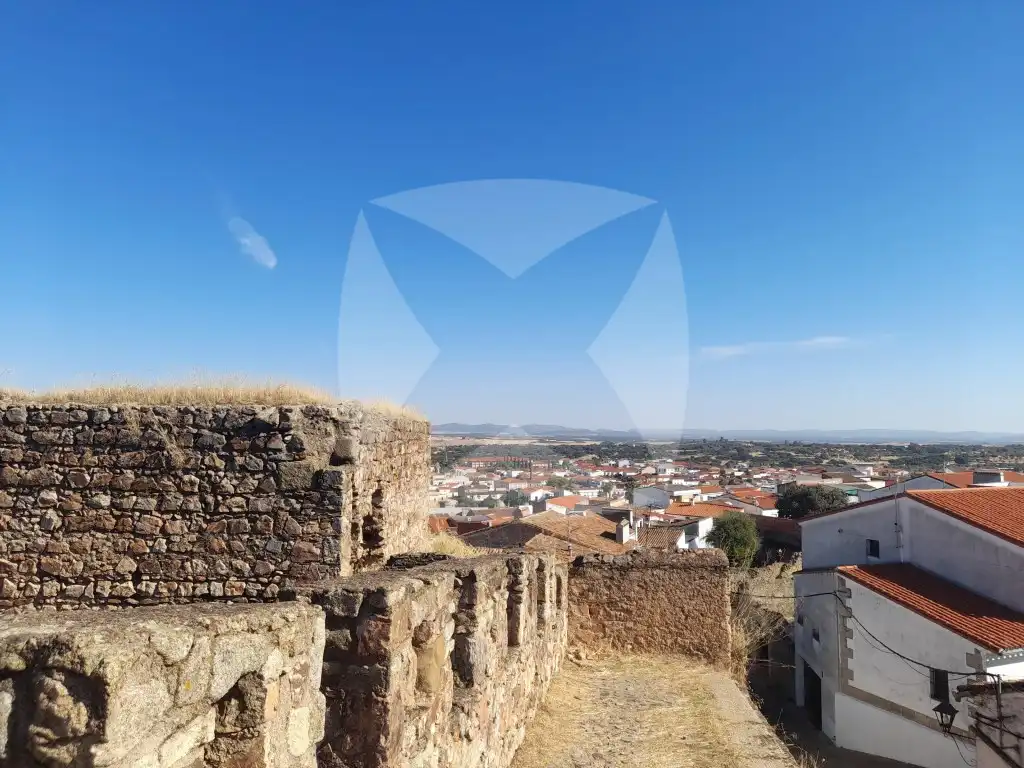Houses for sale in Calle Puerta Valencia, Alburquerque