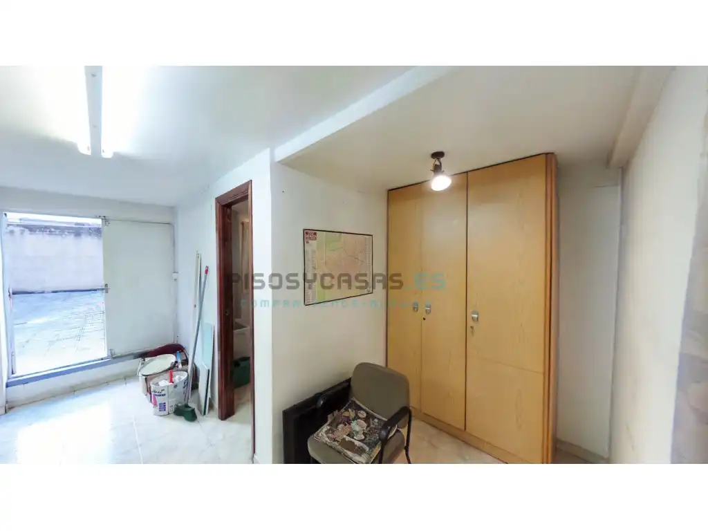 Local en venta en Zaragoza con Amueblado