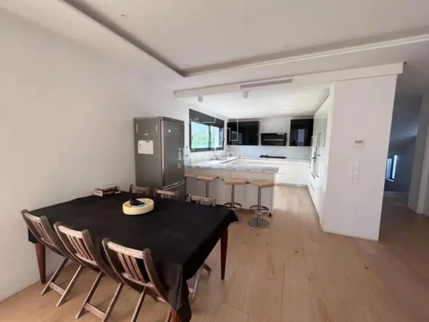 Cuina de Casa o xalet en venda en Santa Eulària des Riu amb Aire condicionat, Calefacció i Jardí privat