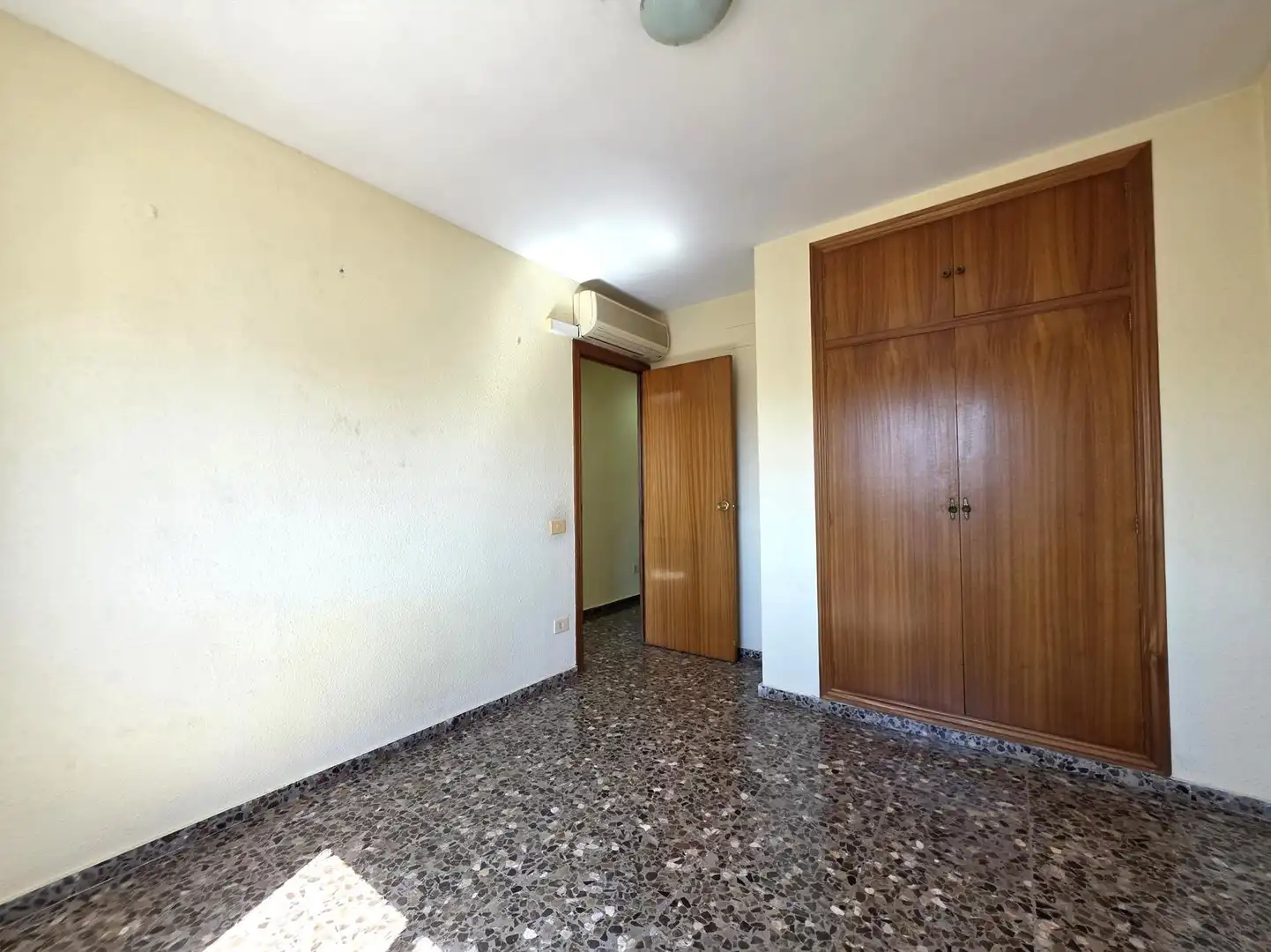 Bedroom of Attic for sale in Castellón de la Plana / Castelló de la Plana  with Air Conditioner, Heating and Terrace
