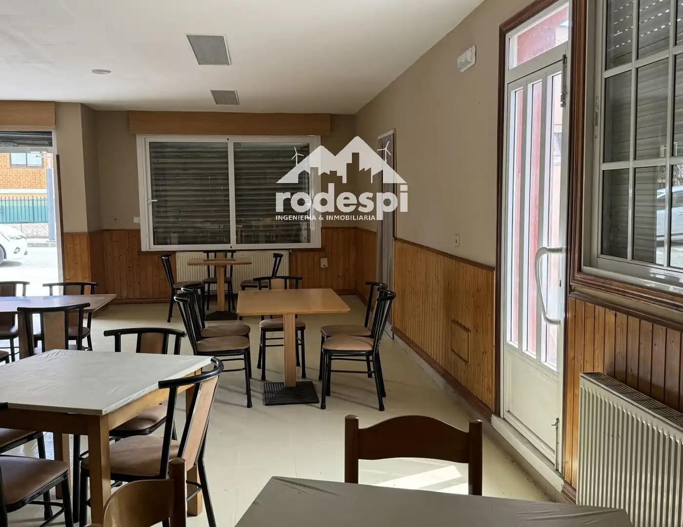 Commercial properties for rent in Arbo  with Furnished