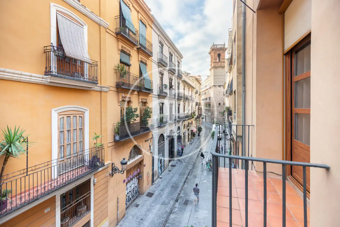 Außenansicht von Wohnung zur Miete in Valencia mit Klimaanlage, Heizung und Möbliert
