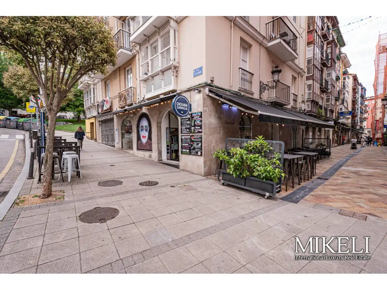 Vista exterior de Local en traspaso en Santander con Aire acondicionado y Alarma