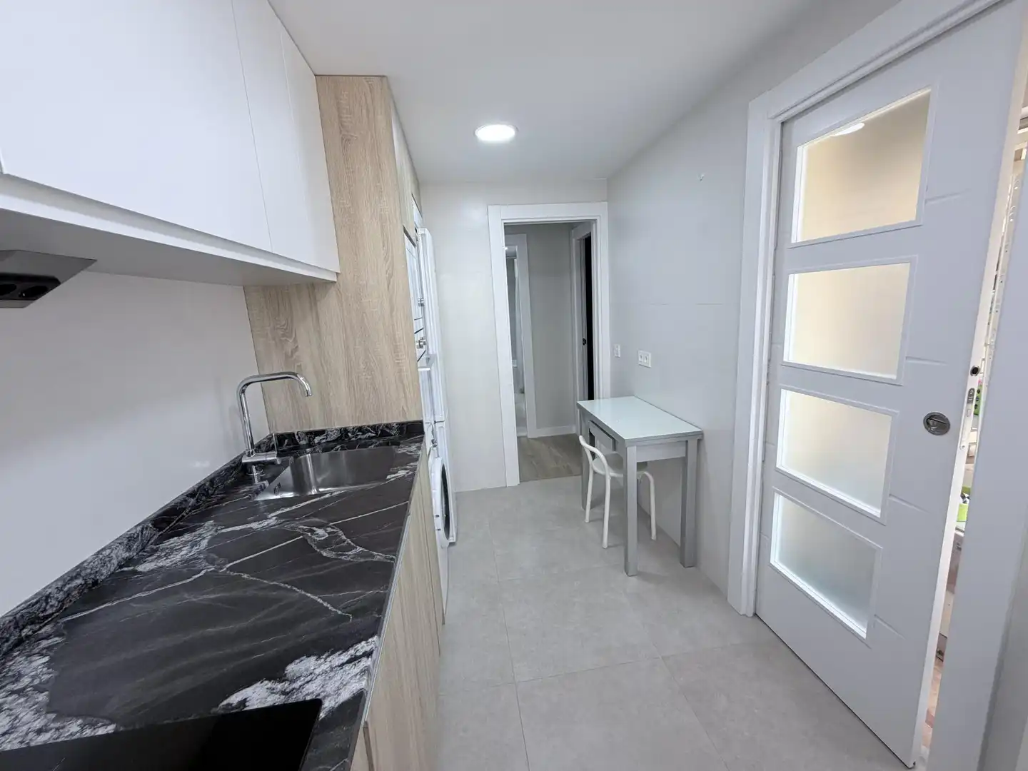 Küche von Wohnung zur Miete in Zaragoza mit Klimaanlage, Heizung und Terrasse