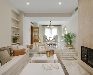 Living room of House or chalet for sale in  Granada Capital  with Air Conditioner, Heating and Private garden