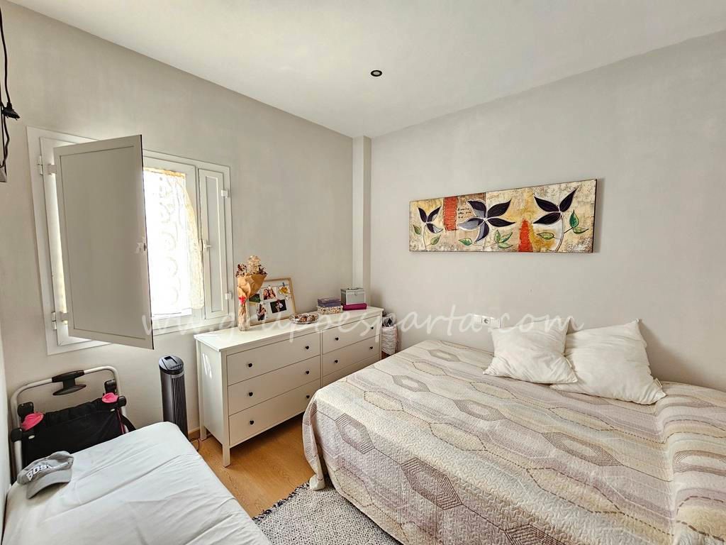 Bedroom of Single-family semi-detached for sale in Huévar del Aljarafe  with Air Conditioner and Private garden