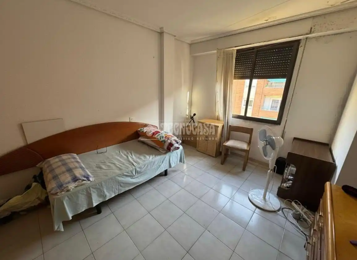 Habitación de Piso en venta en Valencia con Aire acondicionado y Balcón