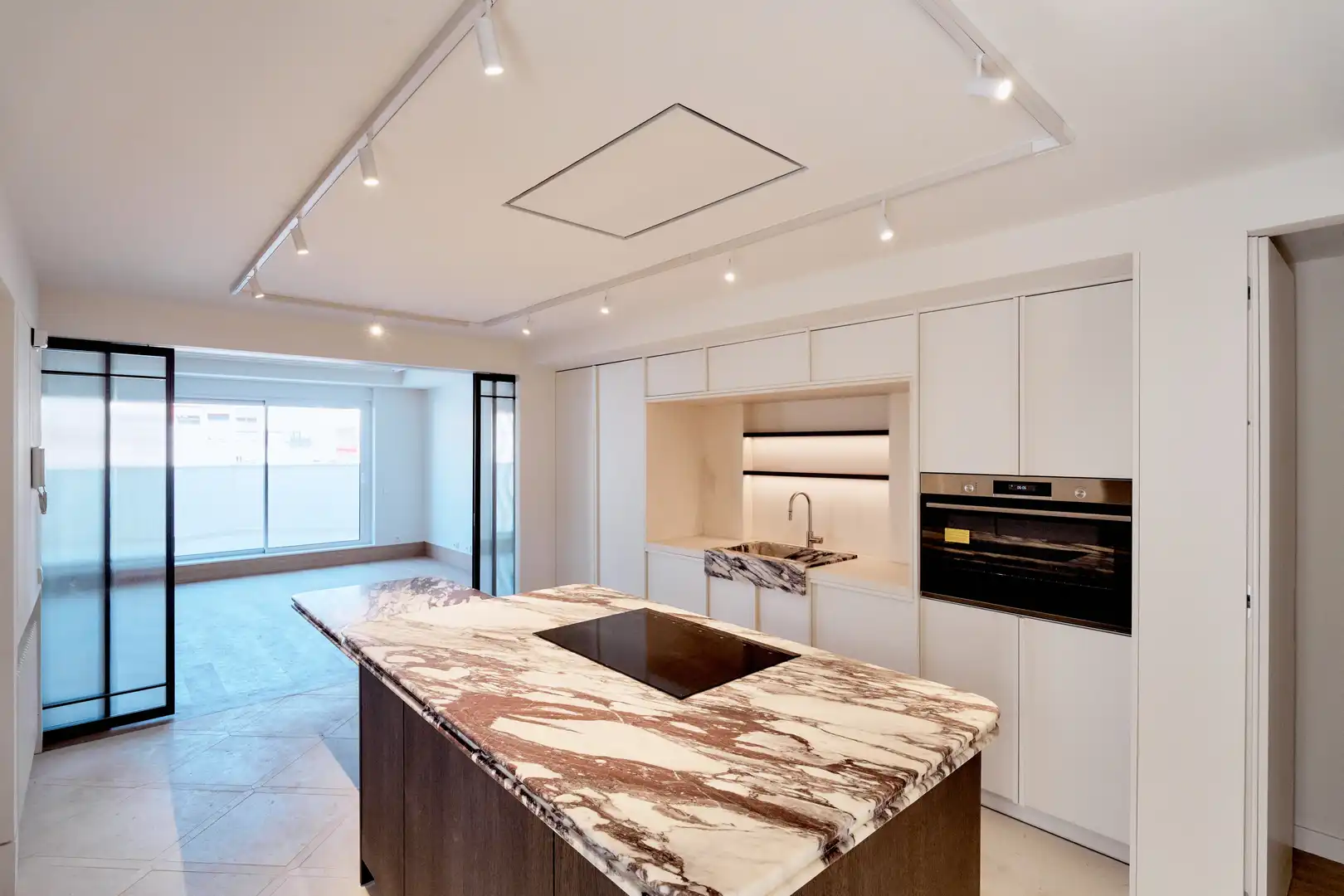 Cocina de Piso en venta en Madrid con Terraza y Trastero