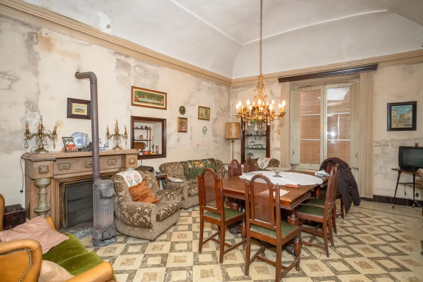 Comedor de Casa o chalet en venta en Besalú con Jardín privado, Terraza y Amueblado