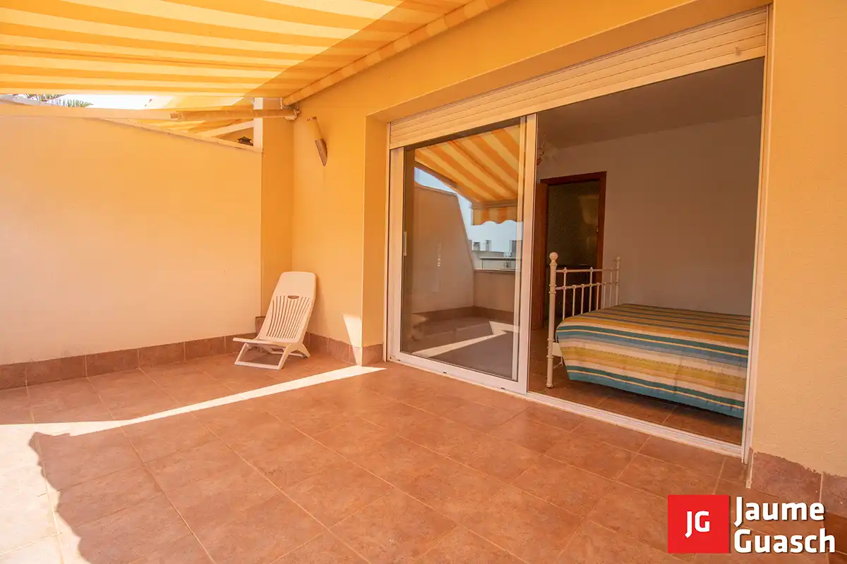 Terraza de Casa adosada en venta en Creixell con Aire acondicionado, Calefacción y Jardín privado