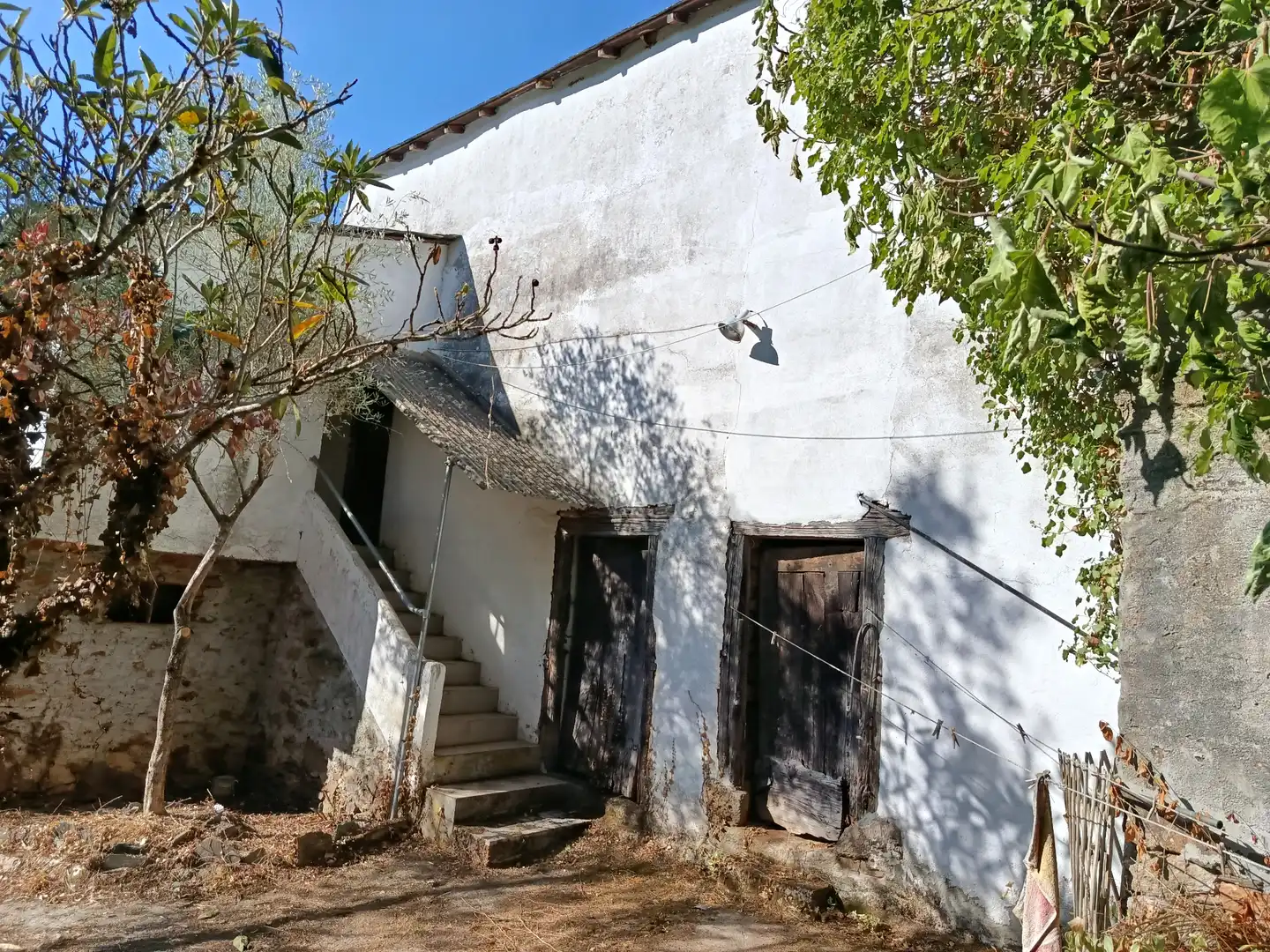 Vista exterior de Finca rústica en venda en A Pobra do Brollón  amb Jardí privat, Moblat i Forn