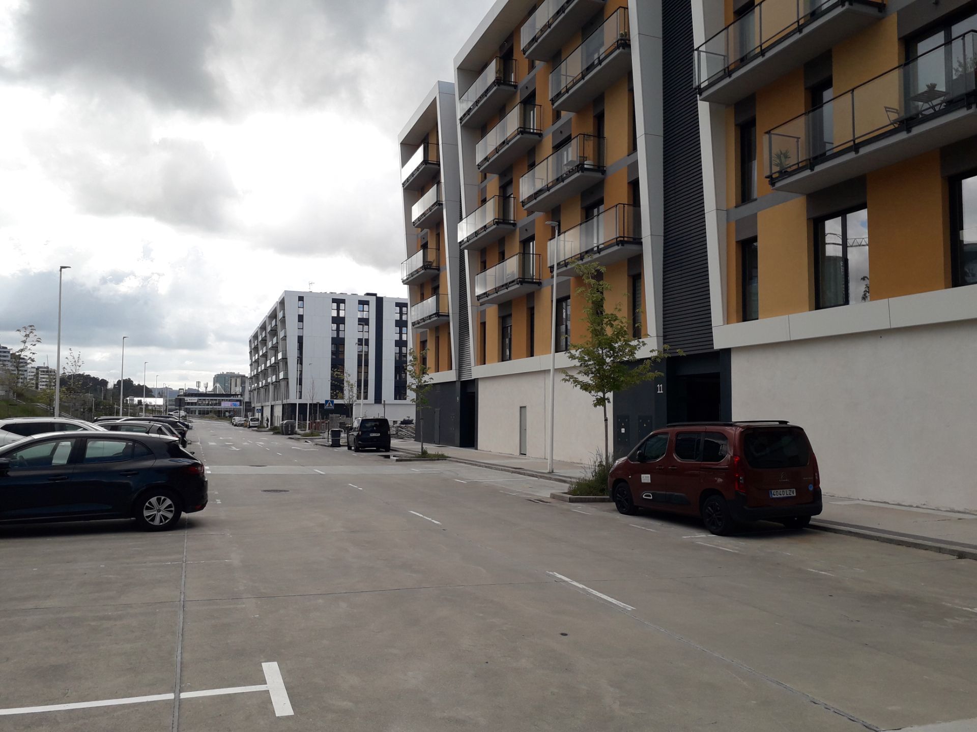 Local en venda a Avenida As Fresas de Eirís, Someso - Matogrande