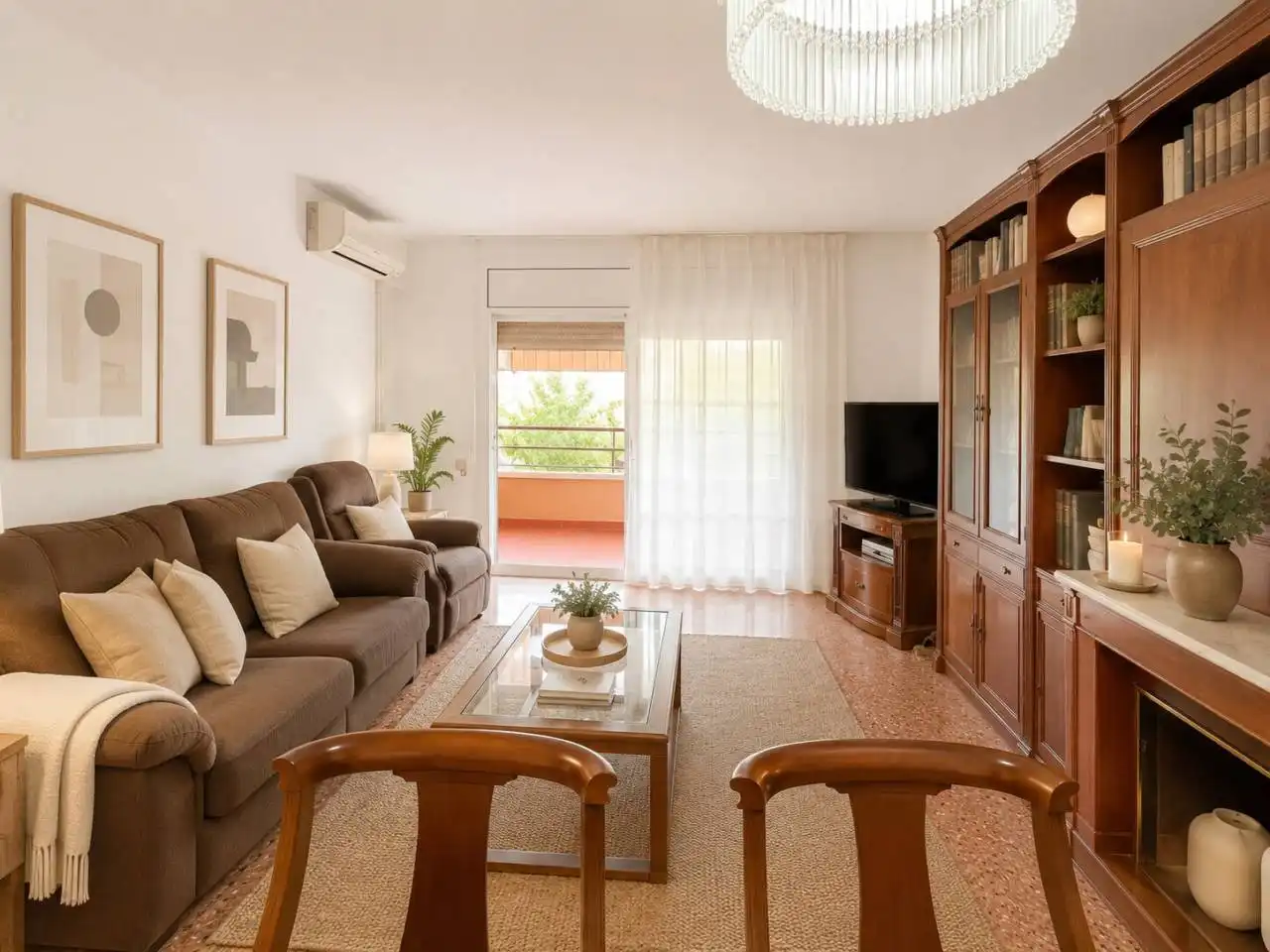 Living room of Flat for sale in Cerdanyola del Vallès  with Heating, Furnished and Balcony