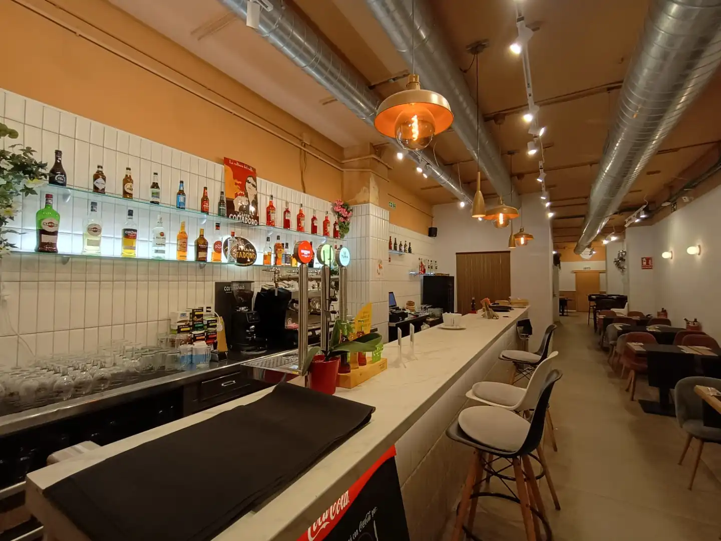 Business premises for transfer in Eixample, imagen 31