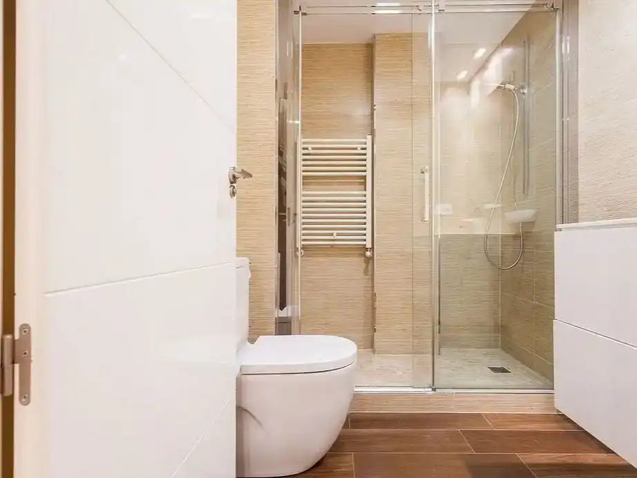 Bathroom of Flat for share in Arona