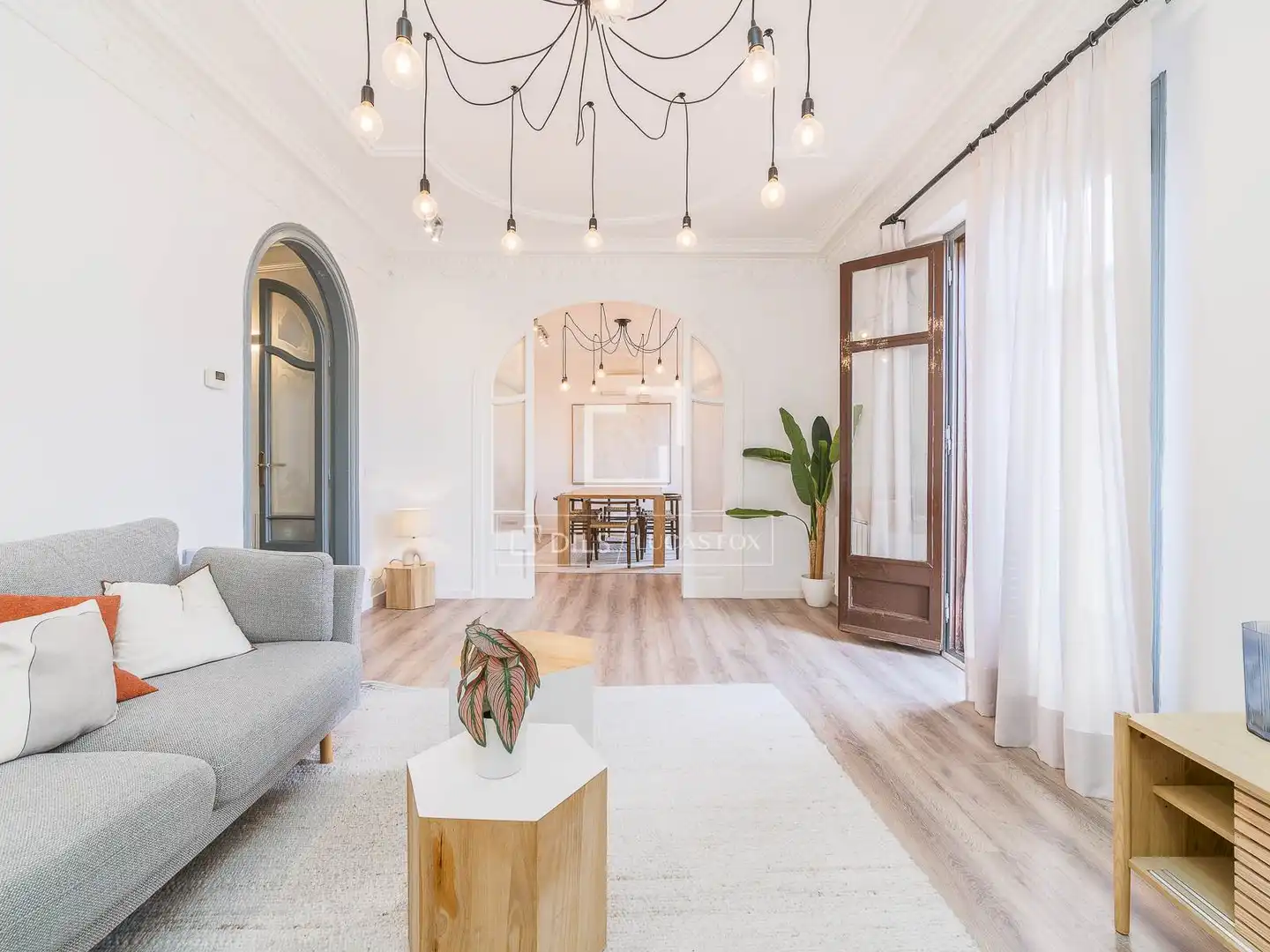 Living room of Flat for sale in Barcelona  with Air Conditioner, Terrace and Furnished