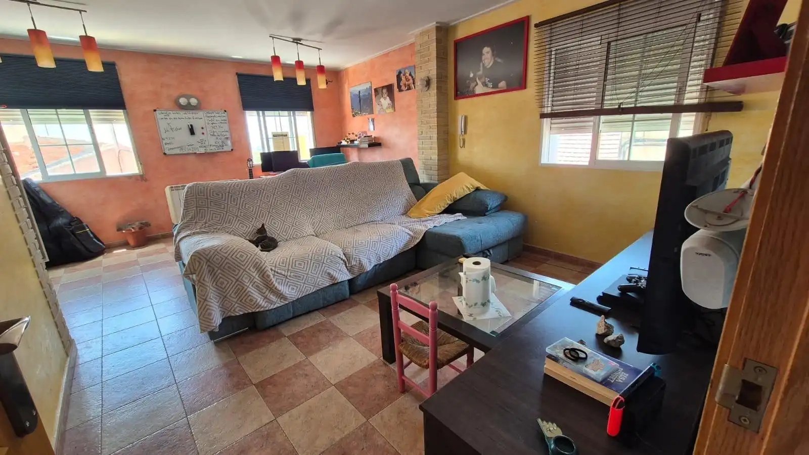 Sala d'estar de Casa o xalet en venda en Totana amb Terrassa i Moblat