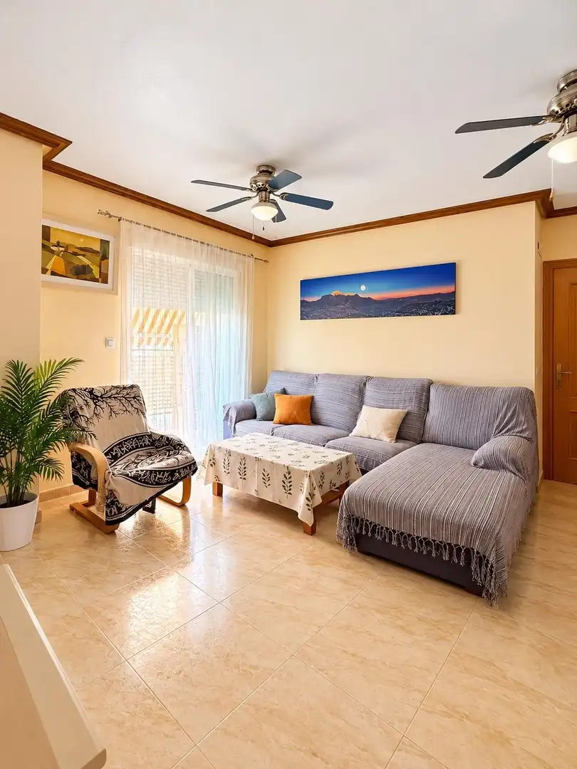 Sala d'estar de Apartament en venda en Mazarrón amb Jardí privat, Traster i Piscina comunitària